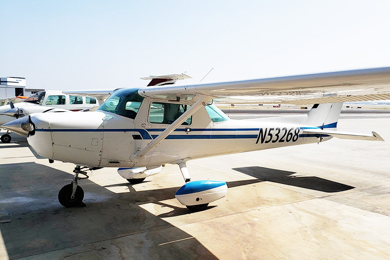 Cessna C152 - Cessna Aircraft Company